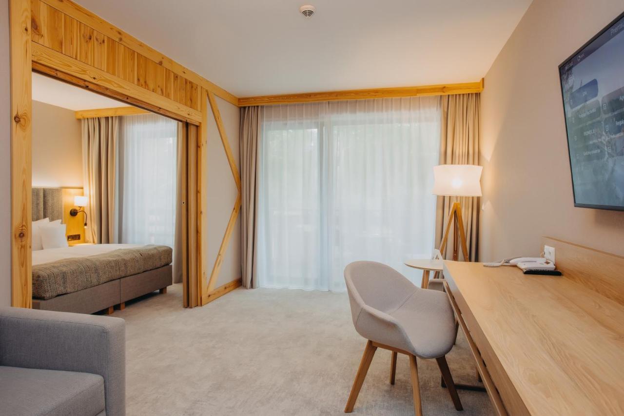 Platinum Mountain Hotel&Spa Шклярска Поремба Екстериор снимка Family room